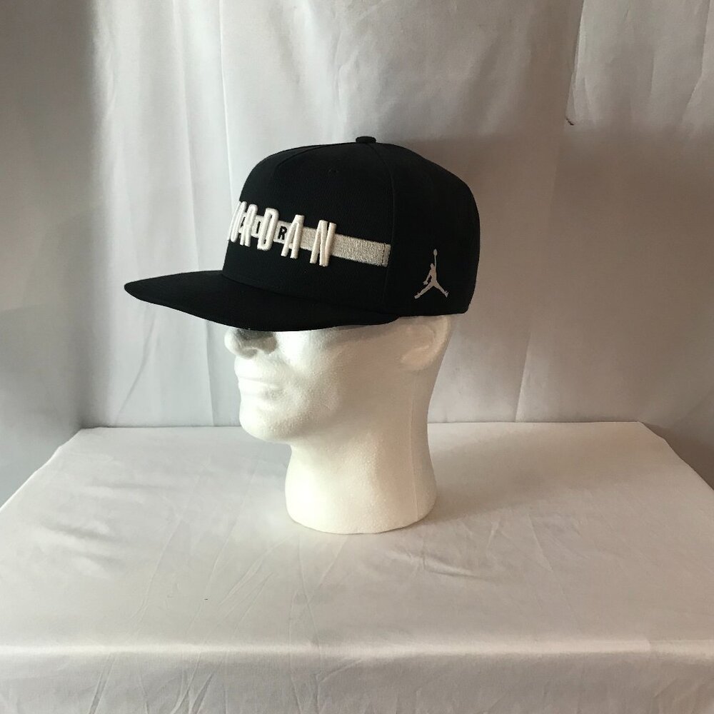 Jordan Air VINTAGE Flat Bill Adjustable Backing Active Athletic Sport Cut Hat